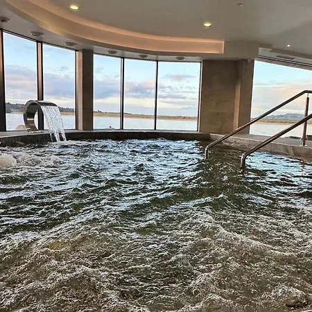 Курортный комплекс Donegal Boardwalk